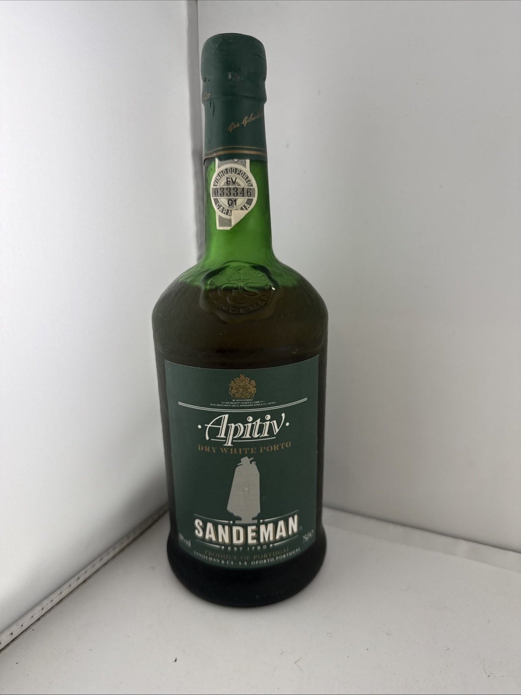 Sandeman Apitiv Dry White Porto White Port Portugal 75cl