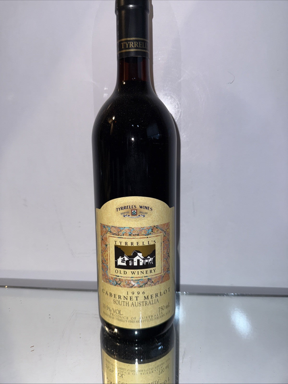 (750 ml) bottle of Galil Mountain Winery Merlot Upper Galilee 2007