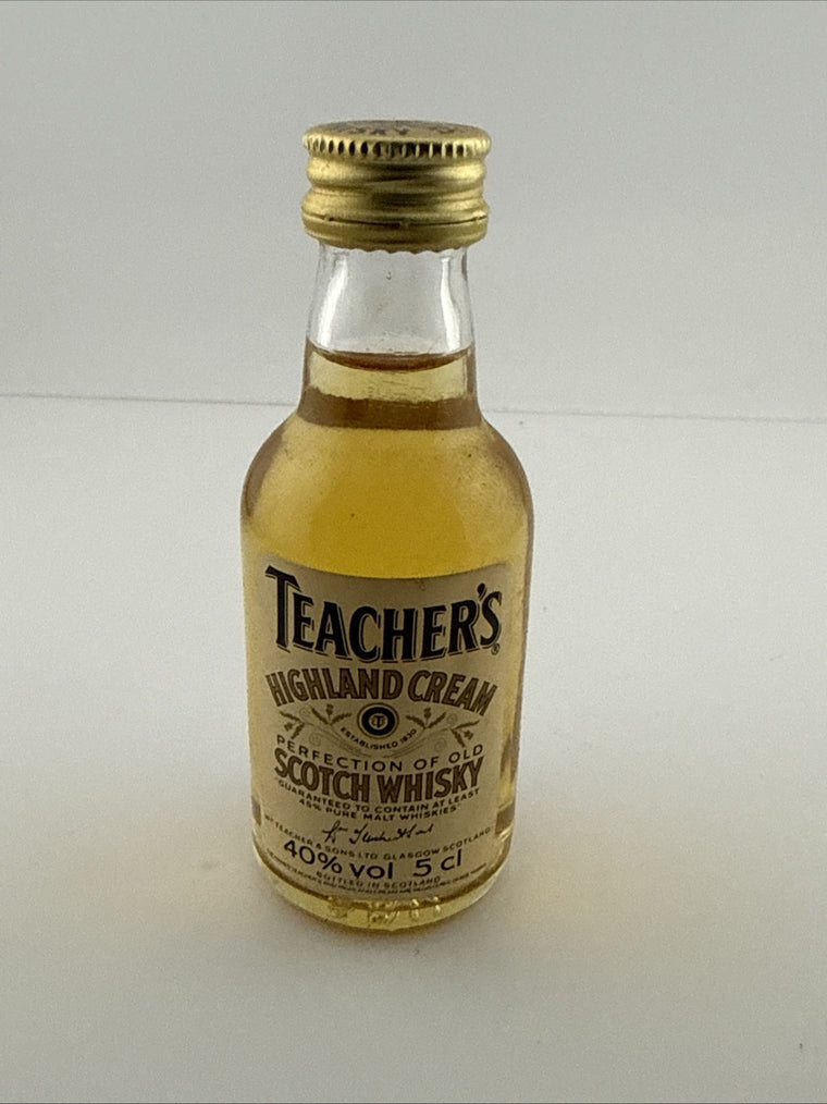 Vintage Teacher’s Highland Cream Miniature c.1970s–1980s (5 cl)