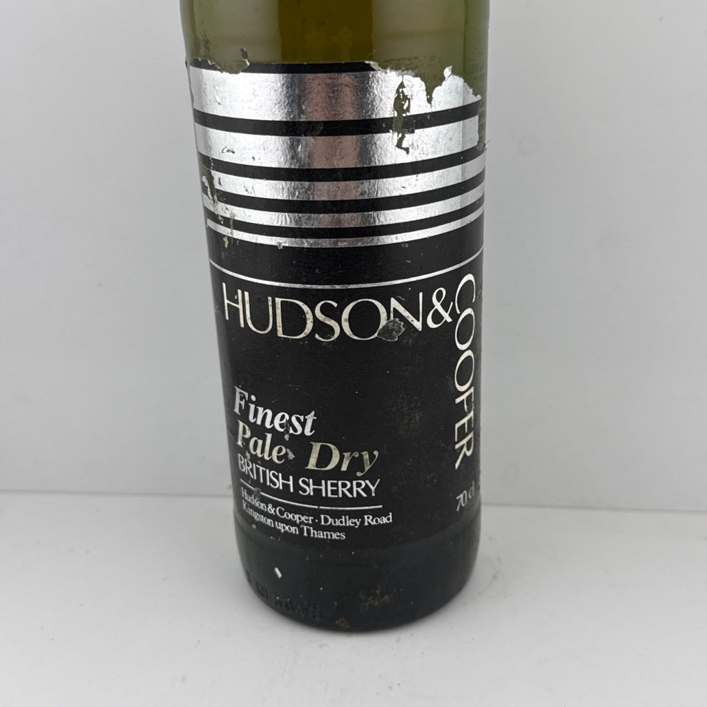Hudson & Cooper Pale Dry British Sherry 70cl c1970s