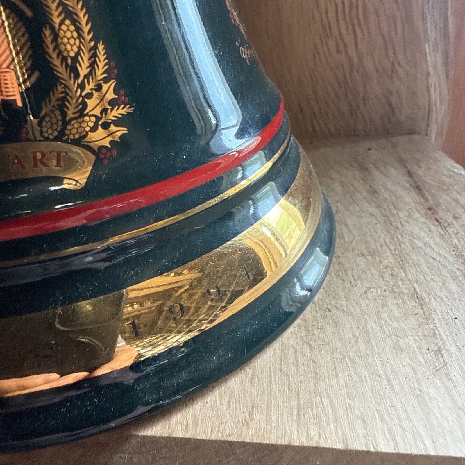 Bells Whisky 75cl decanter Christmas 1991 vintage matured