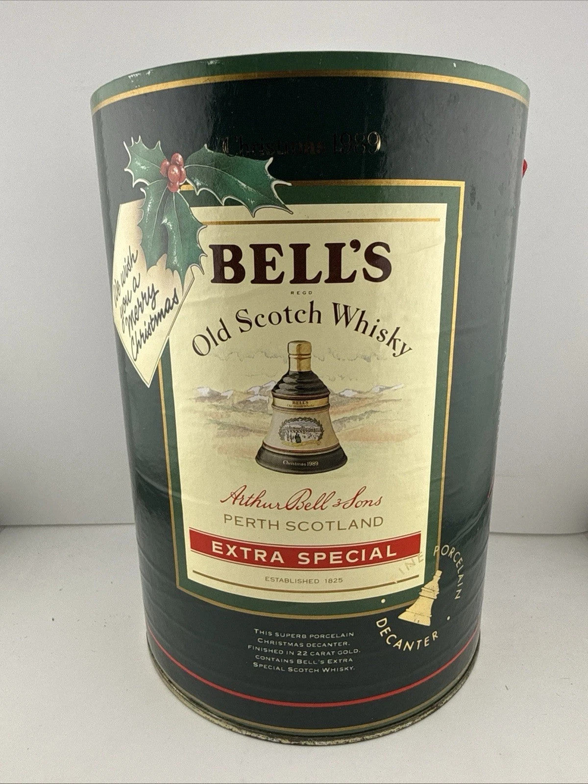 Bell’s Extra Special 1989 Christmas Bell Decanter 8 Year Old 70cl Full