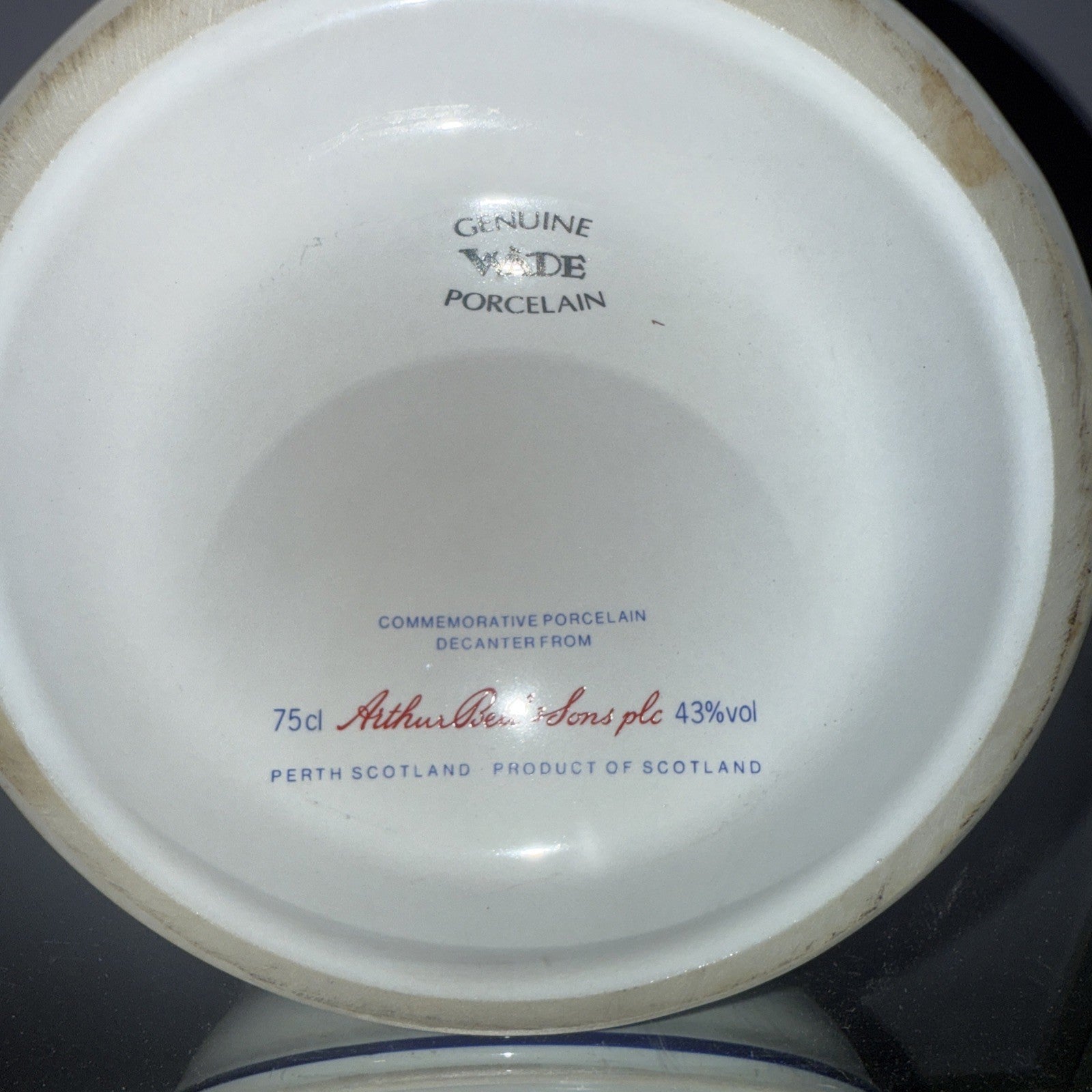 FULL decanter of Bells Whisky 75cl Bottled 1988 royal vintage matured