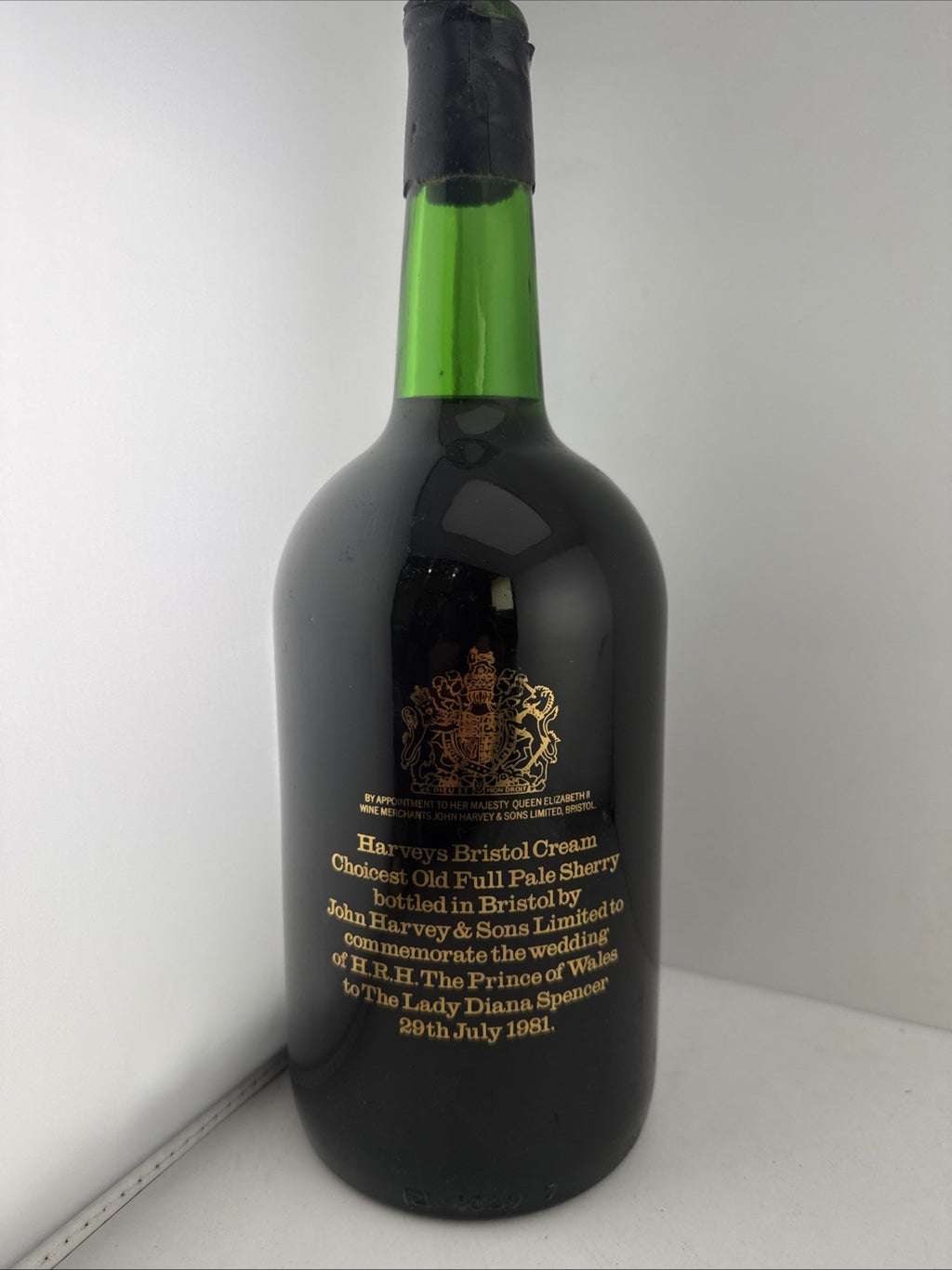 Harvey's Bristol Cream Sherry 1.5l 1981 Charles And Diana Wedding vintage