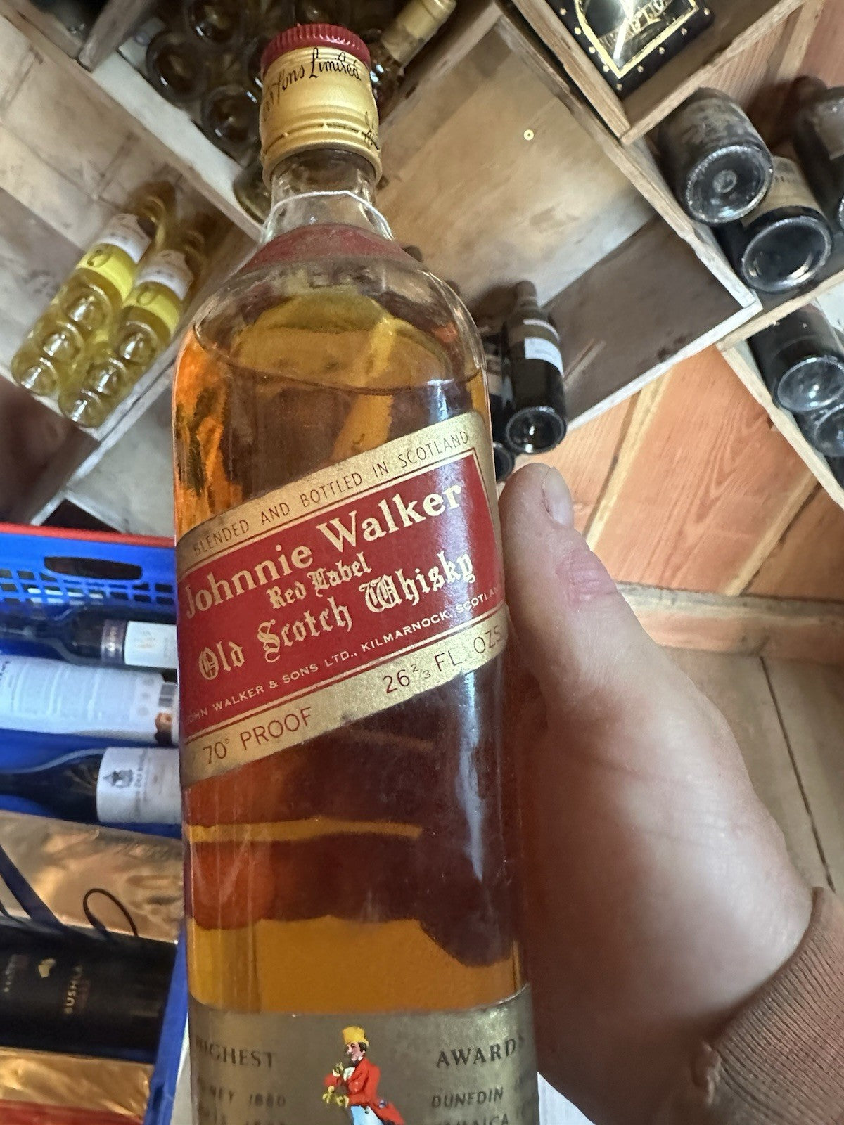 1970s Johnnie Walker Red Label Bottle 26 2/3 fl oz 70% proof vintage mature rare