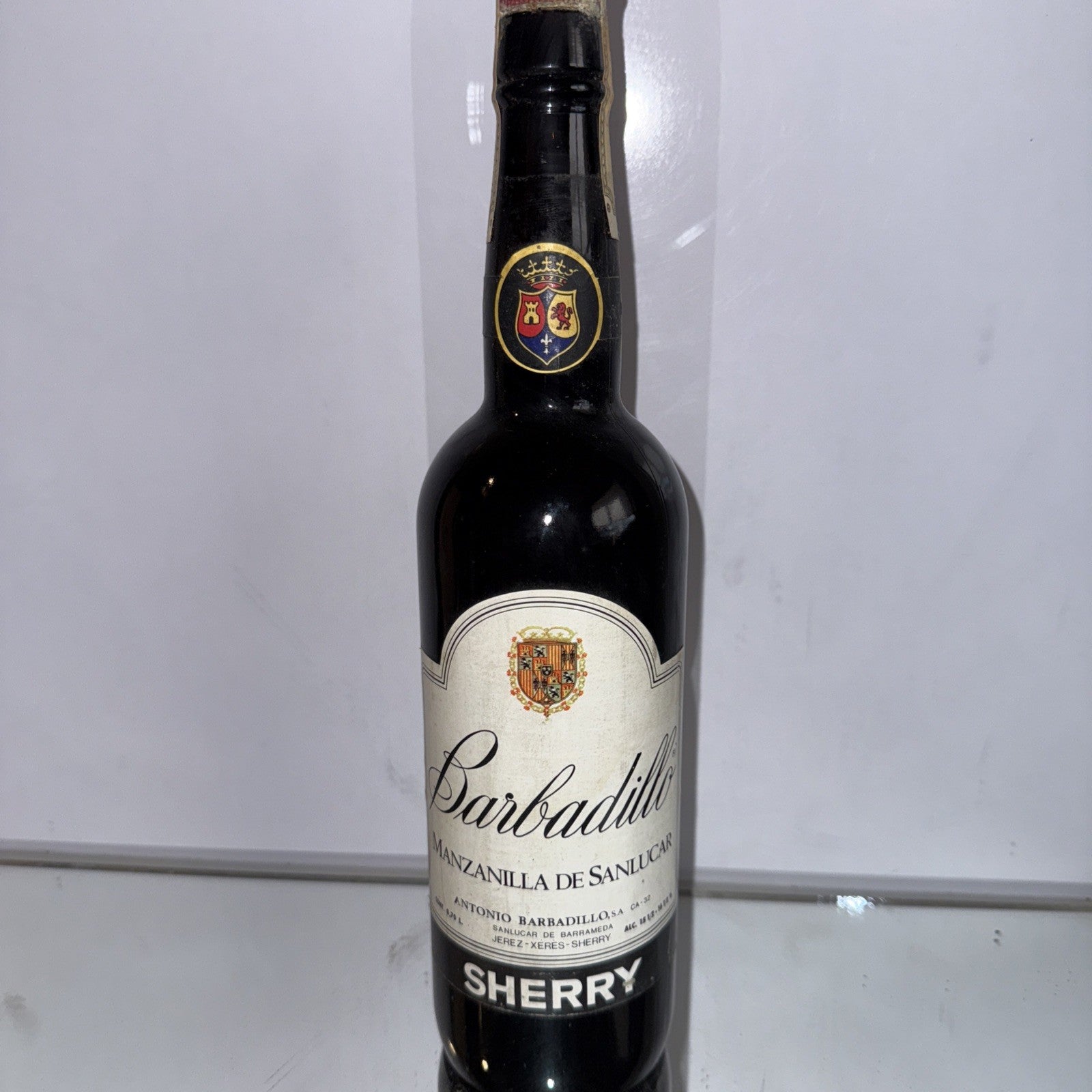 Manzanilla de Sanlúcar produced by Bodegas Antonio Barbadillo S.A., Bottled 1974