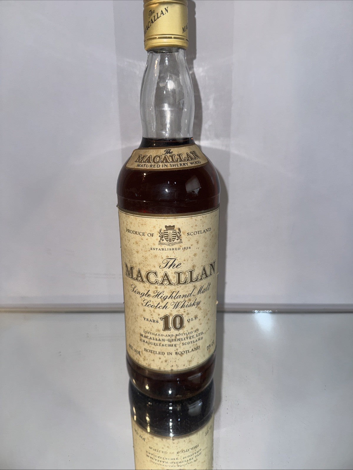 The Macallan 10 year  Single Highland Malt Whiskey (1980s)