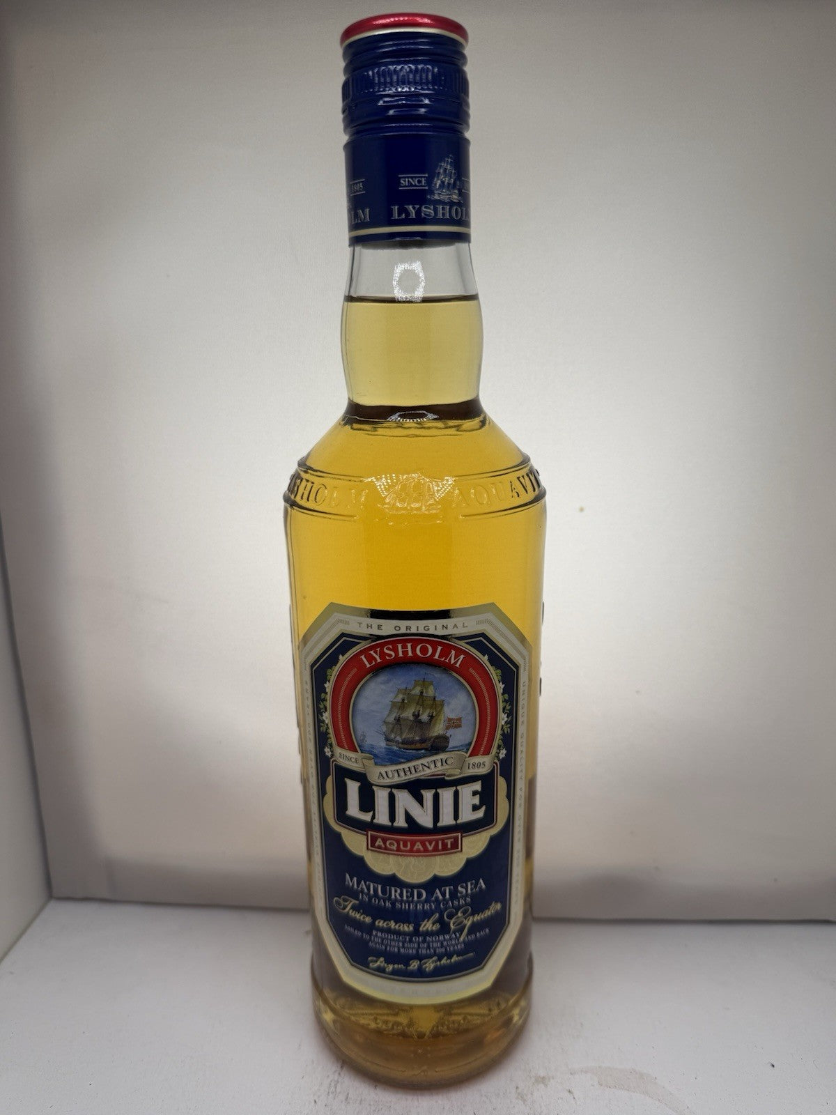 LINIE SCANDINAVIAN DRY AQUAVIT / 70CL / 43% Cheapest Delivered on Internet!!
