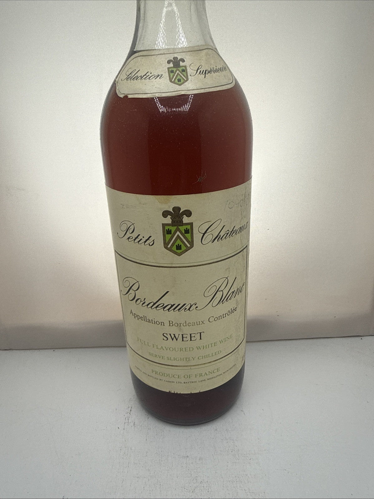 Petits Châteaux — Bordeaux Blanc Sweet — Vintage Bottle 1970s Display Only !
