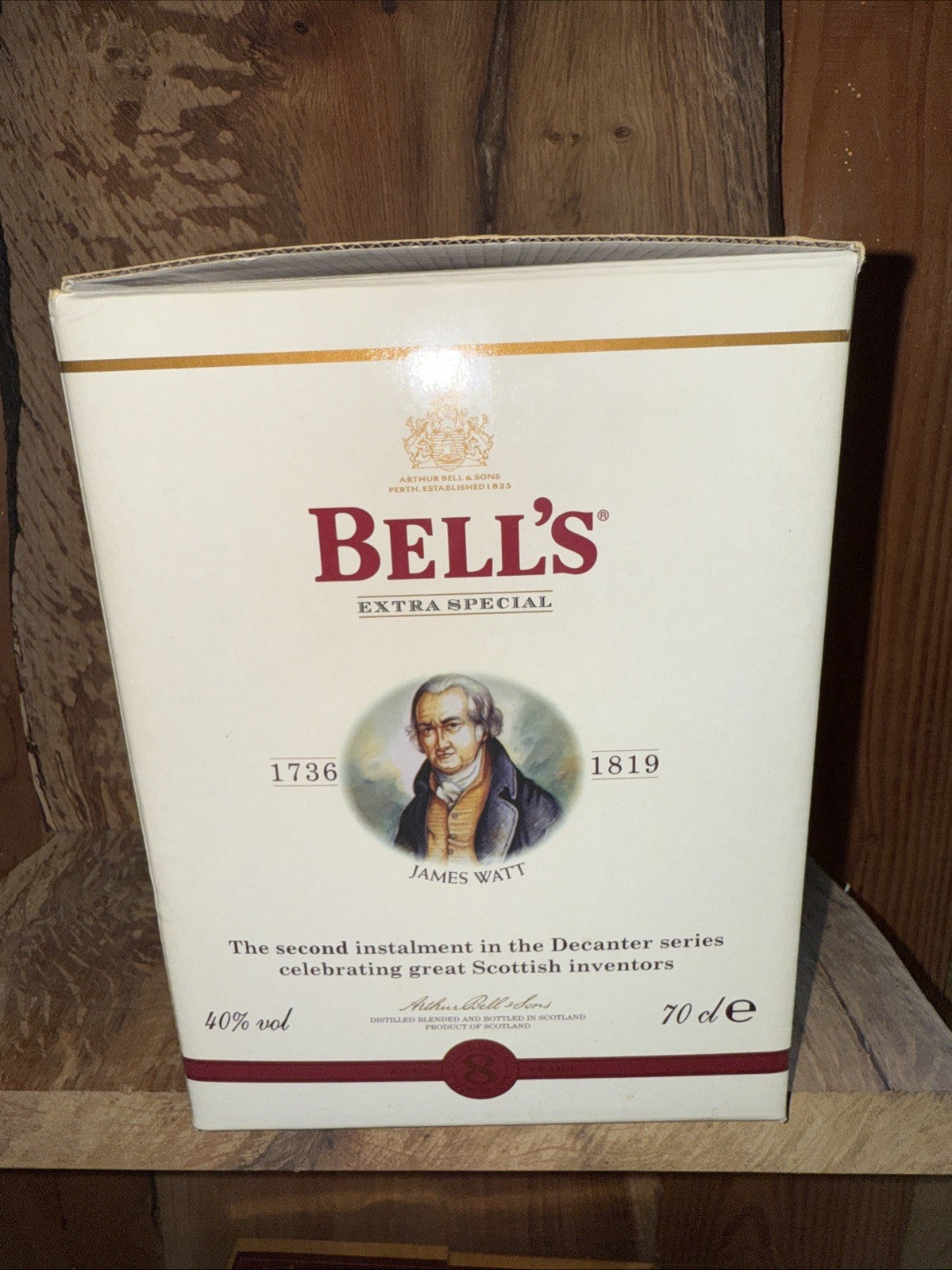 Bells Whisky Christmas 2002 full boxed mint condition