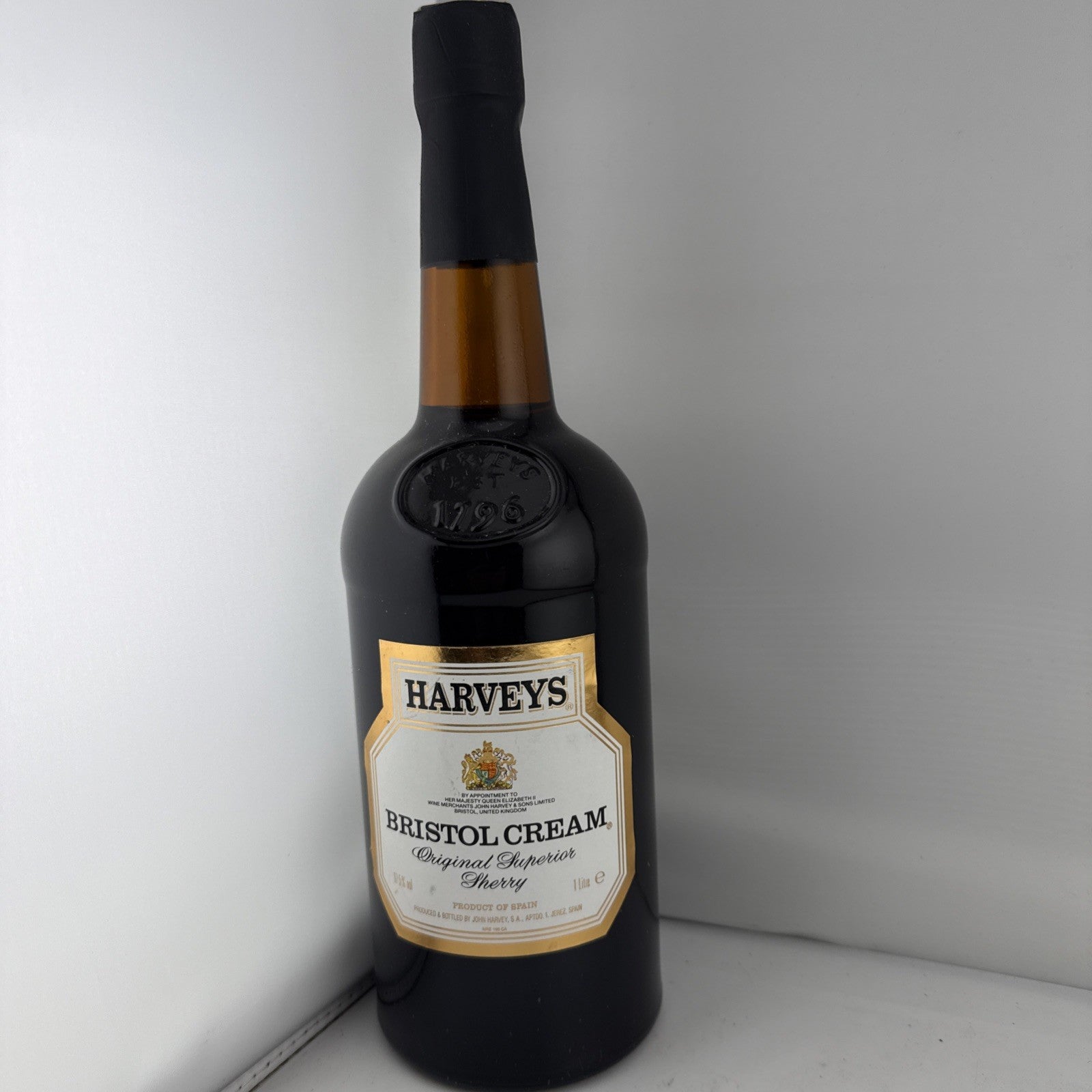 Harveys Bristol cream 1980s 1L 17.5%abv