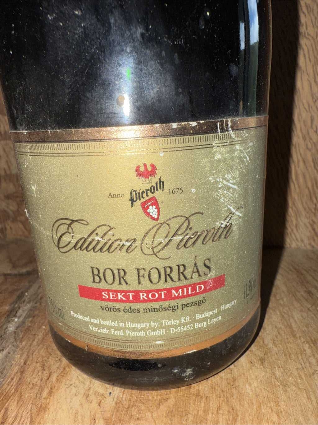 Vintage Pieroth Bor Forras Sekt Rot Mild Sparkling Red Hungarian