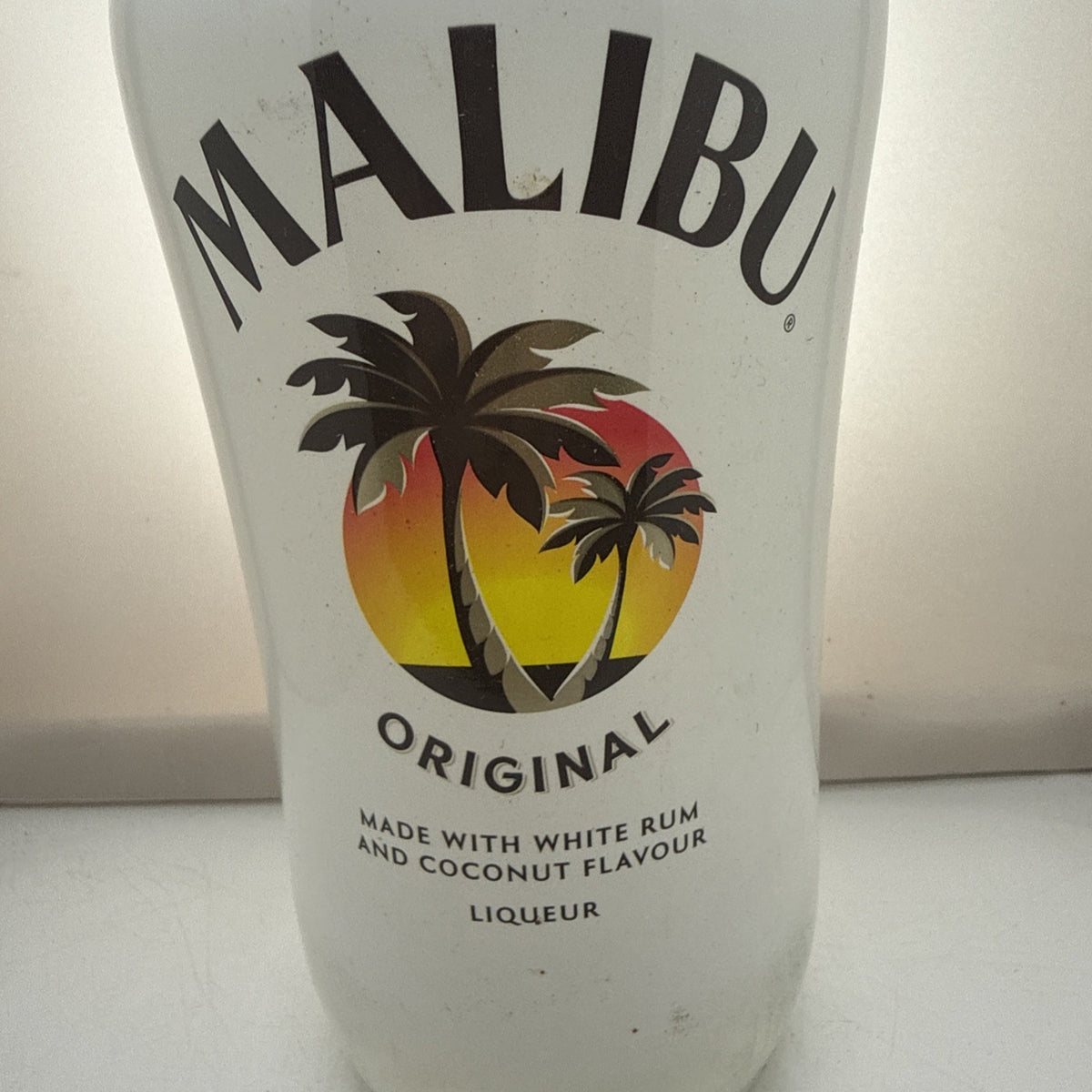 Malibu Original Coconut Rum Liqueur — 1L 18% — Tropical Sweet — Cocktail Ready