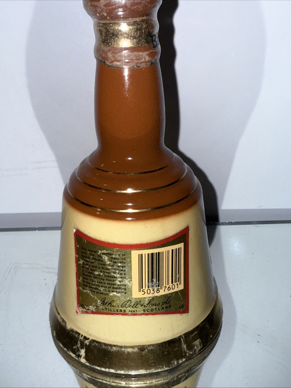 Bells Old Scotch Whisky Mini Decanter  40%abv 18.75 Cl 1980s
