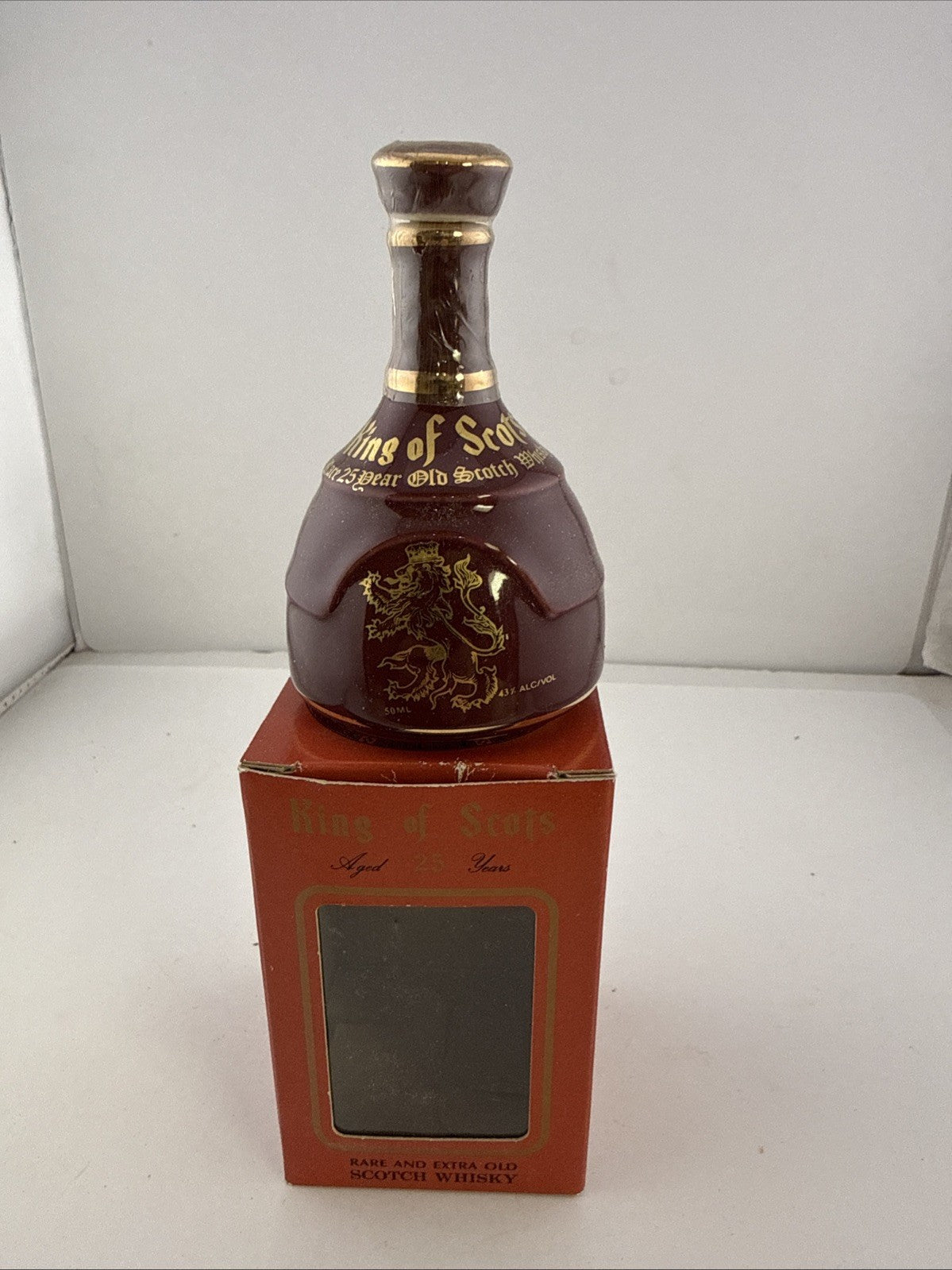 King of Scots 25 Year Old Mini Whisky Decanter 50ml Boxed
