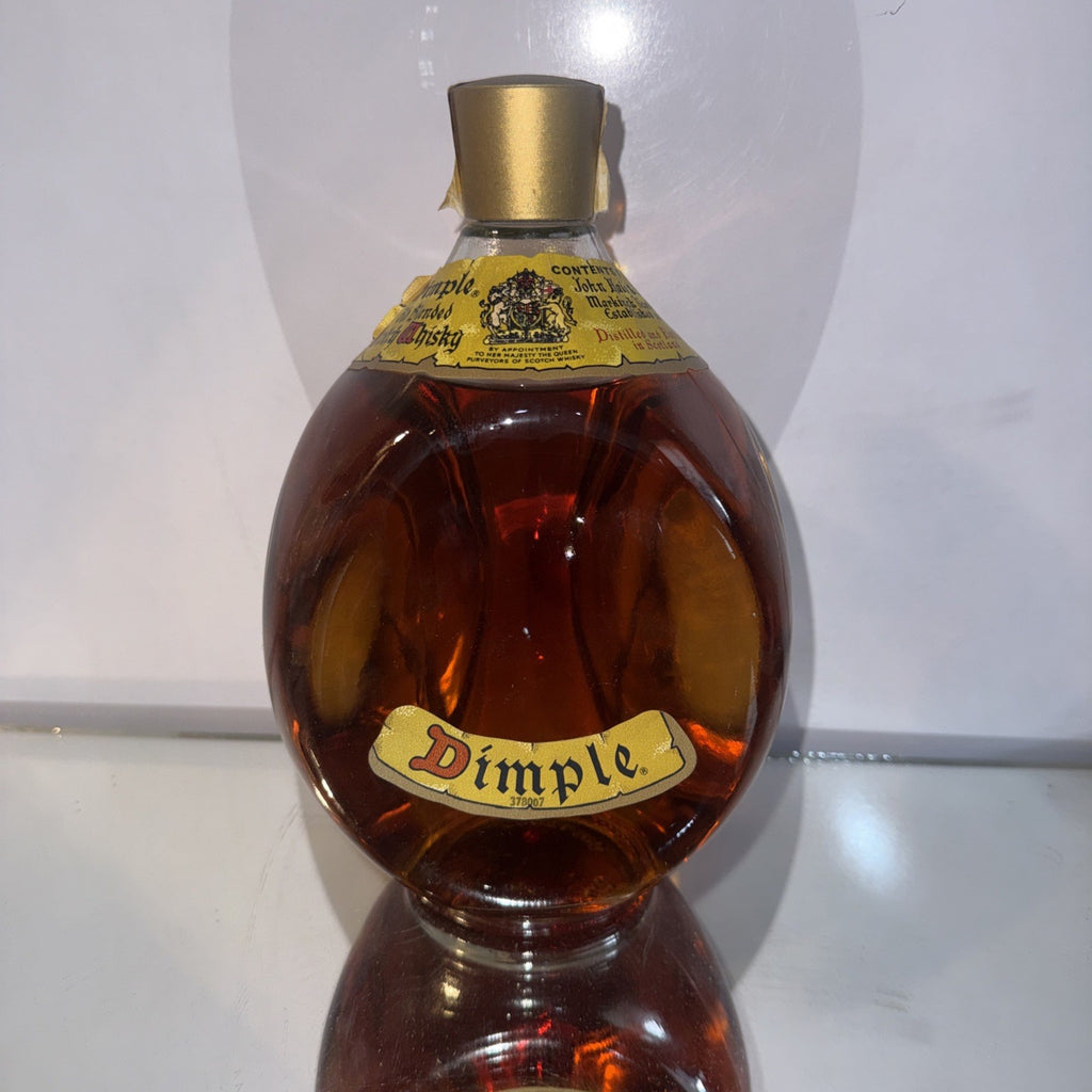 Dimple De Luxe Blended Scotch Whisky No Marking For Volume But 26 2/3 Floz Likel