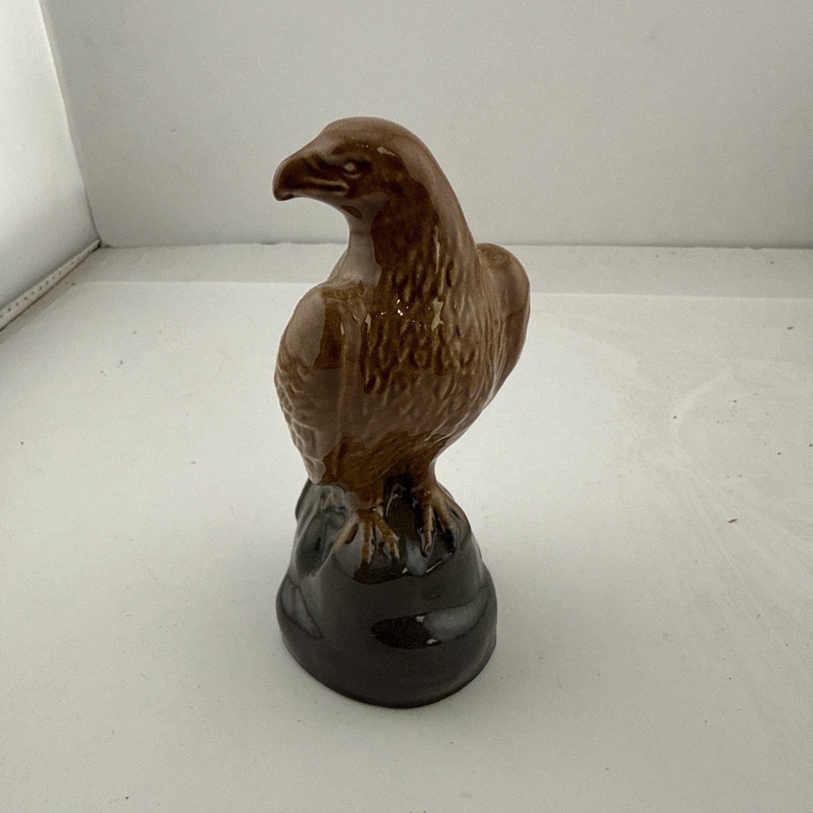 Beneagles Scotch Whisky Miniature Eagle Decanter 70 Proof Wade Pottery Empty