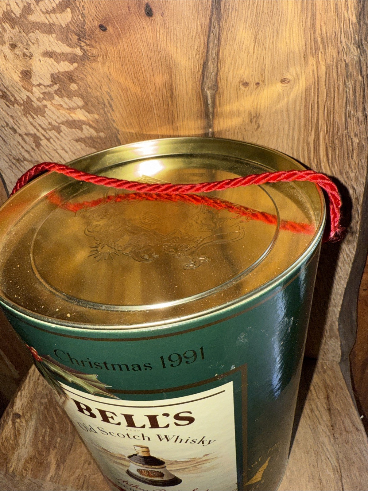 Bells Whisky Decanter christmas 1991 Full boxed mint condition