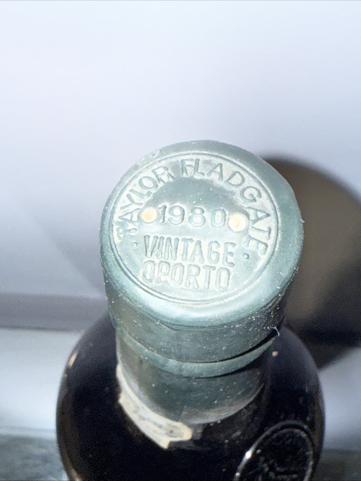 Taylor's 1980 Vintage Port Poor Label Capsule Good Level