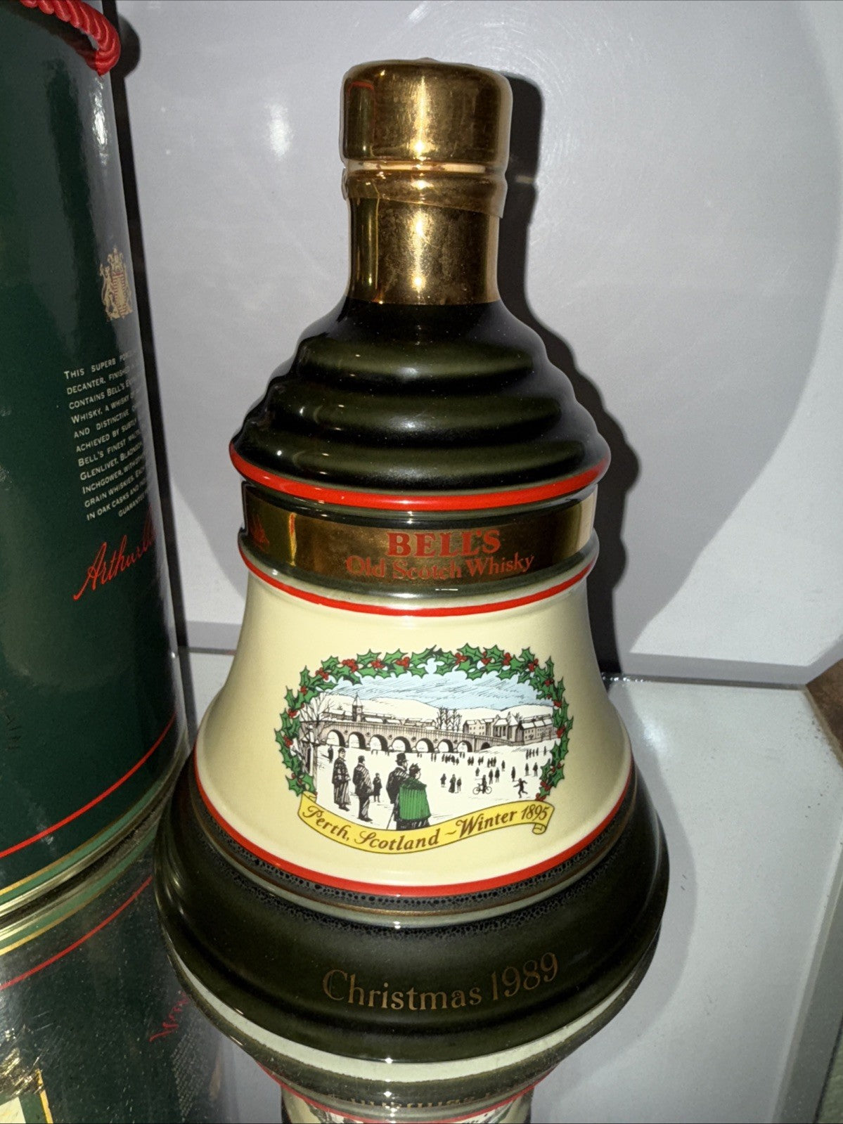 Bells Old Scotch Whisky Christmas 1989 43% 75cl New Full