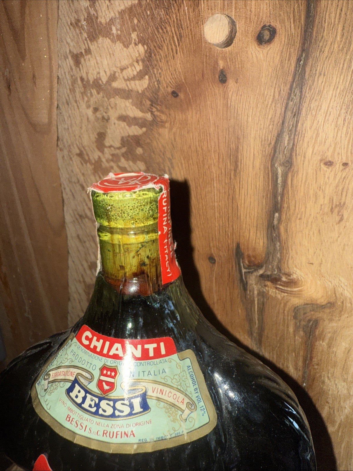 Vintage 1975 Bessi Chianti Green 95 CL Glass Eagle Bottle Full And Sealed