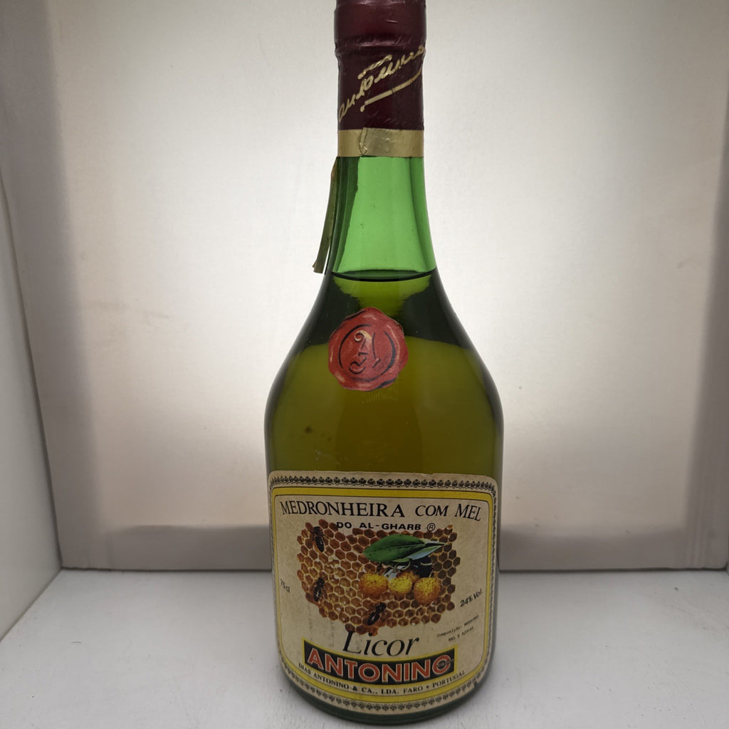 Licor Antonino Medronheira com Mel — c.1980s–90s — Algarve, Portugal — 75cl, 24%