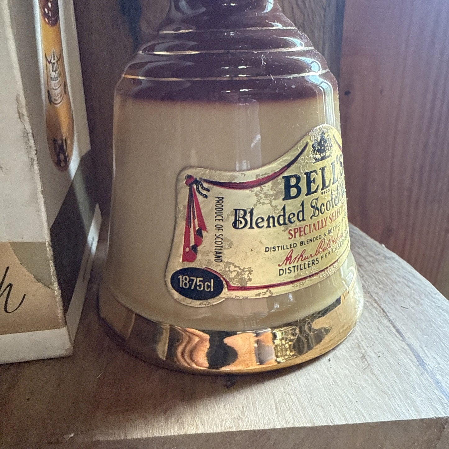 Bells Whisky 18.75cl  decanter full  vintage matured