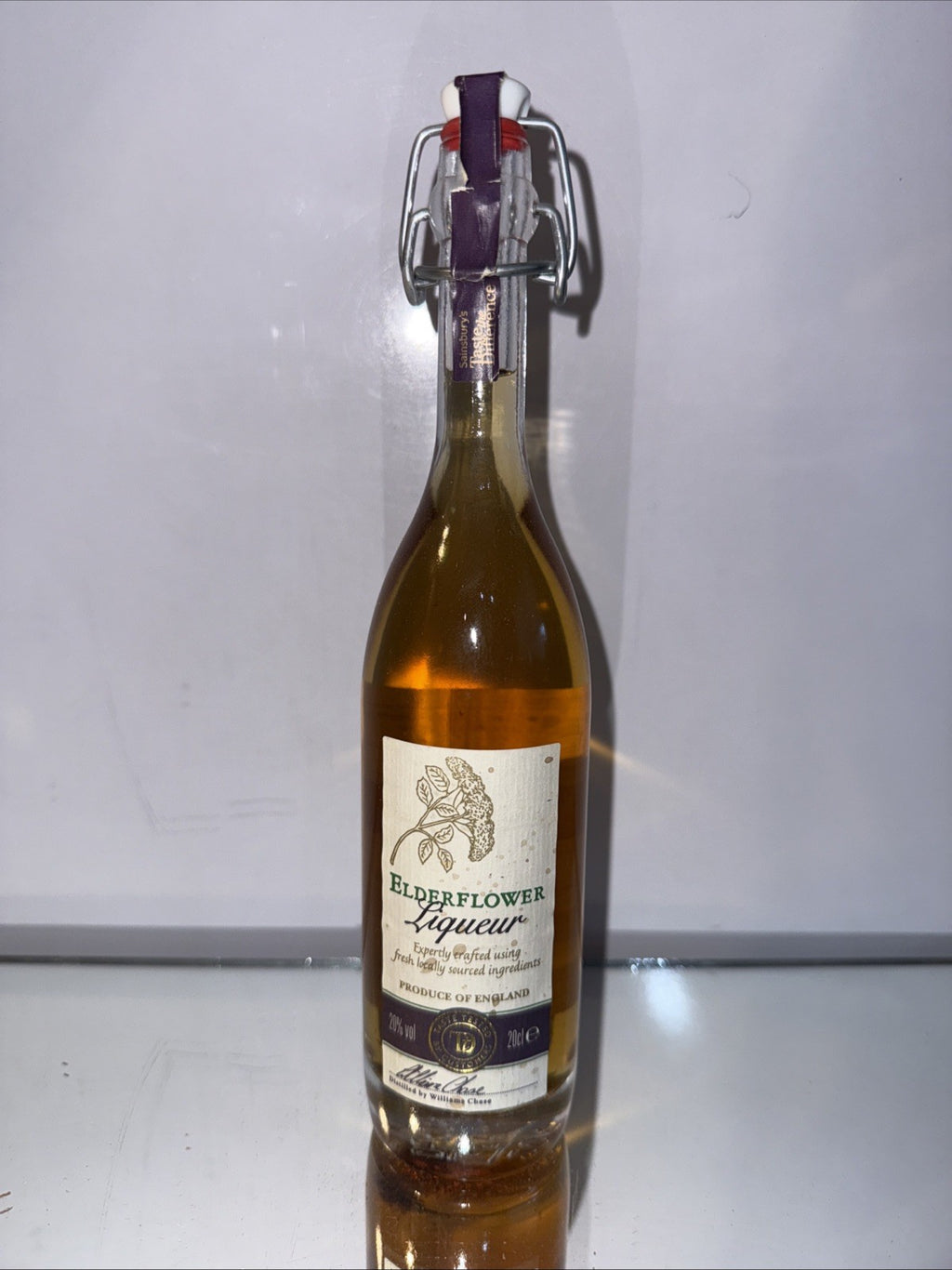 200 ml mini bottle of William Chase Elderflower Liqueur
