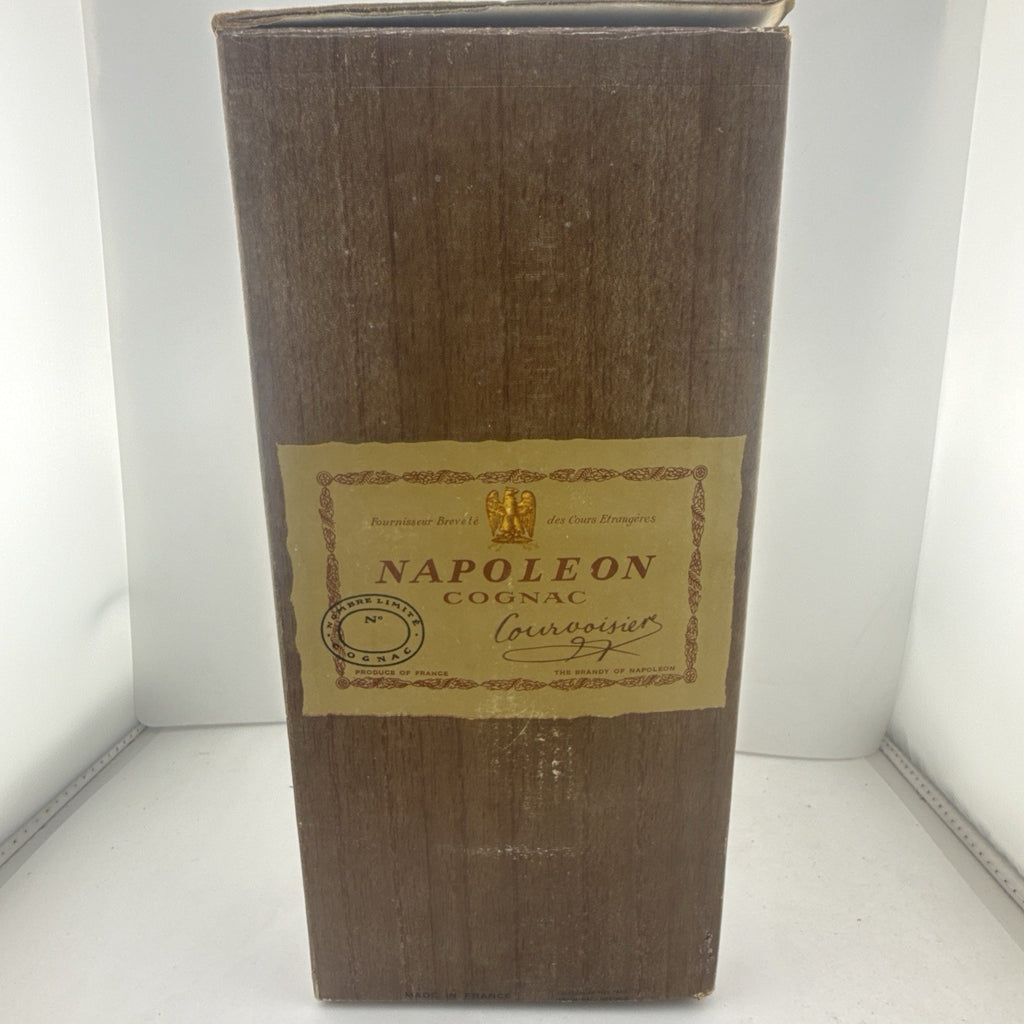 Courvoisier Napoleon Cognac US Quart 94.5cl Old Bottle w Box C1960s