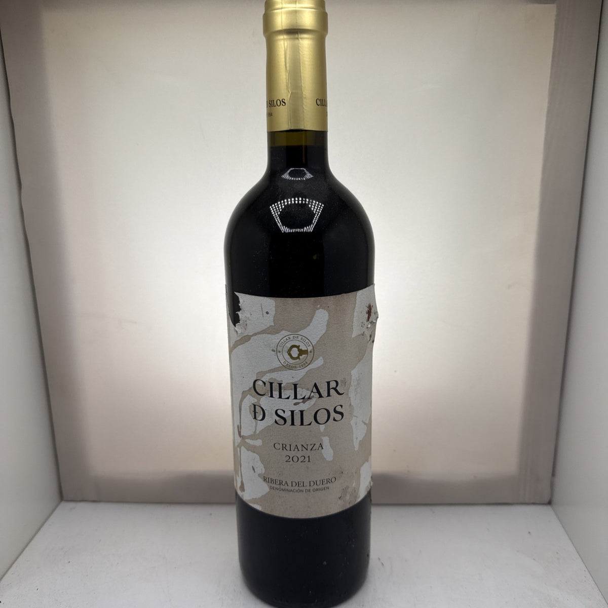 2021. Crianza. Ribera. Dark fruit & vanilla. Oak-aged. Drink now–2029.