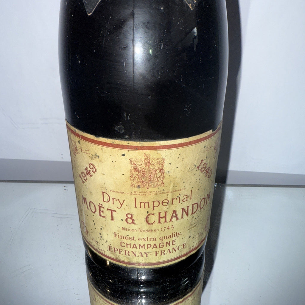 1949 Moët & Chandon Dry Impérial Champagne Flat But Very Good Condition For Year