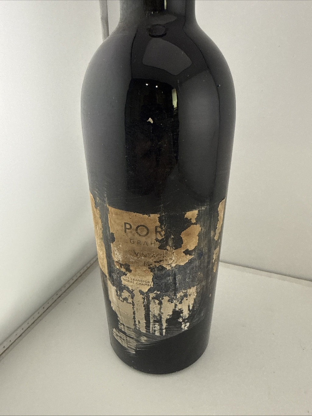 Graham’s 1963 Vintage Port Old Rare Bottle Damaged Label Very High Fill