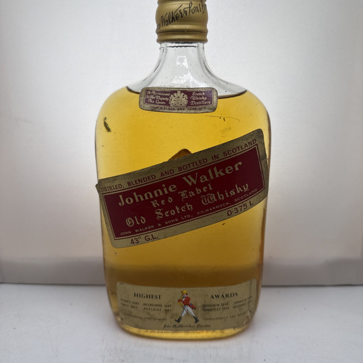 Johnnie Walker Red Label — Vintage 1960s–70s — 37.5cl — Awards Label