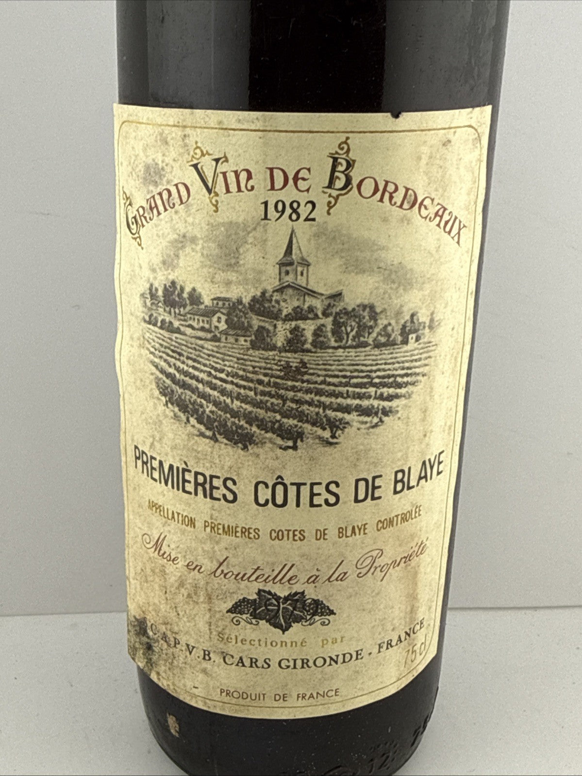 Premières Côtes de Blaye 1982 Grand Vin de Bordeaux – Vintage Claret ( Display )
