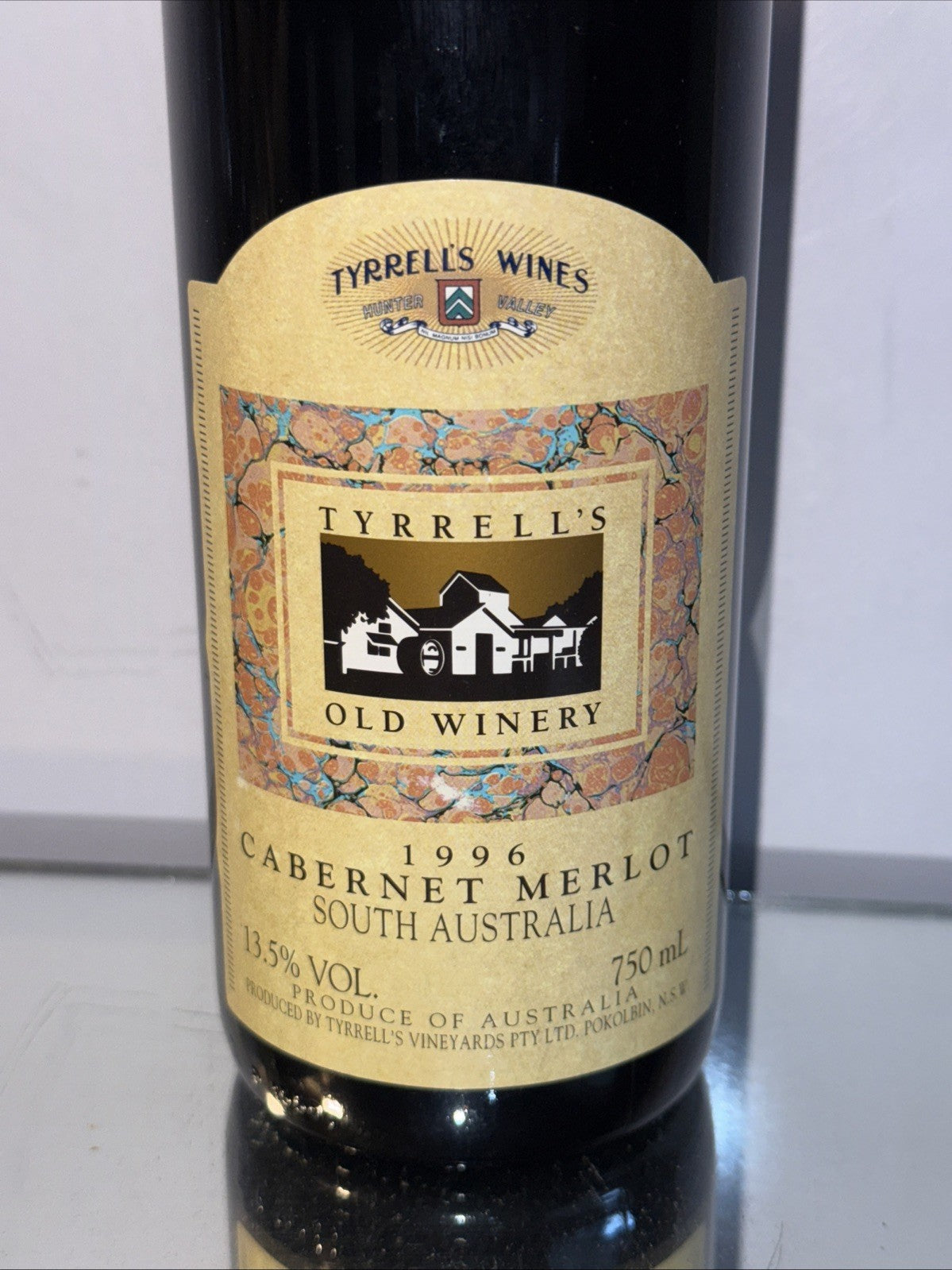 (750 ml) bottle of Galil Mountain Winery Merlot Upper Galilee 2007