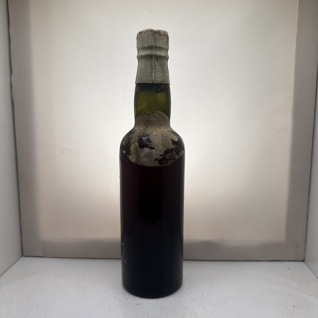 ½ Bottle — Tuke Holdsworth 1934 — James Hawker Plymouth — 92yo —Good Level Rare!