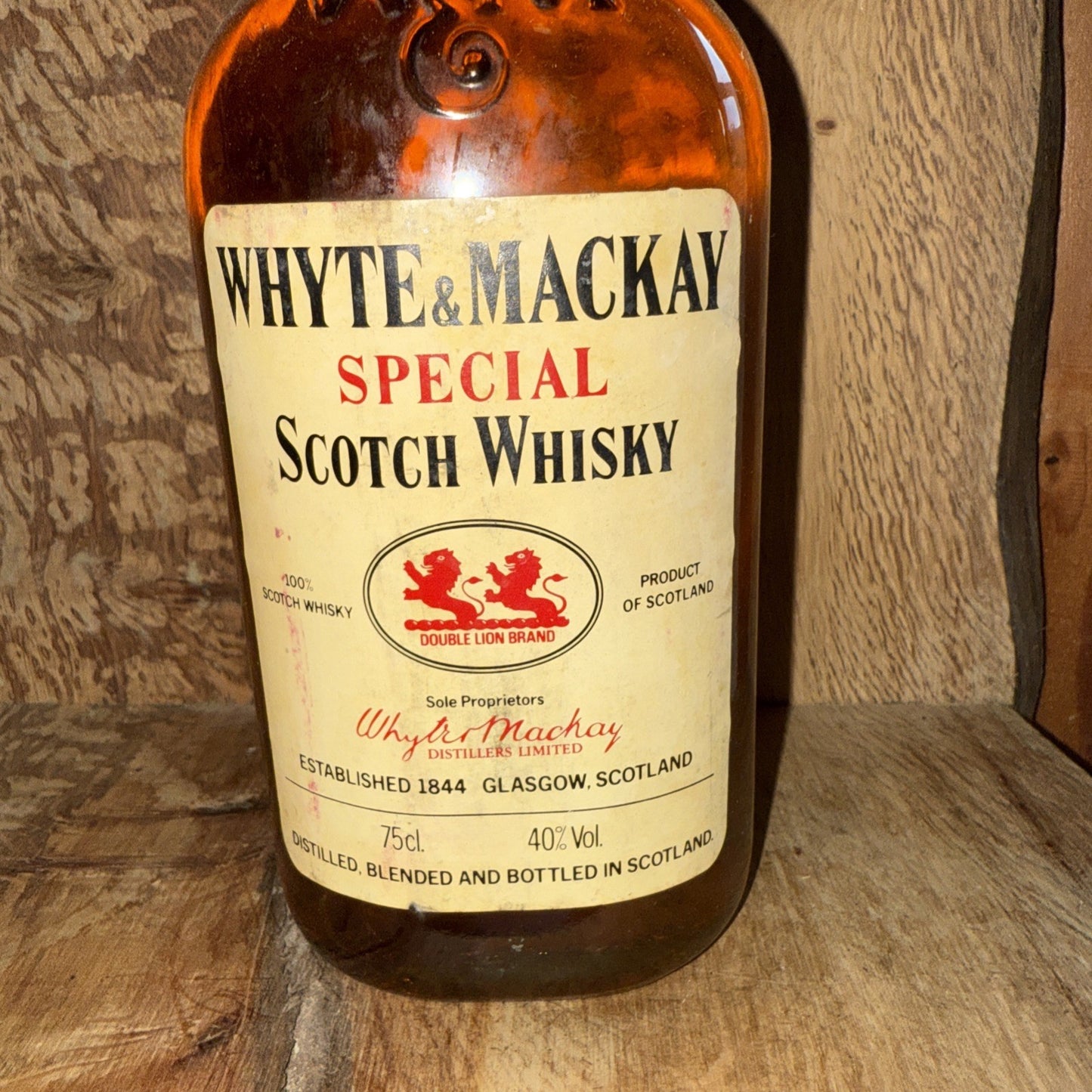 Whyte and Mackay Special scotch whisky 1980s