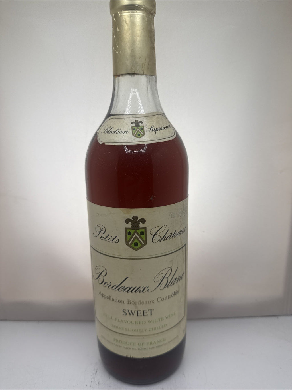 Petits Châteaux — Bordeaux Blanc Sweet — Vintage Bottle 1970s Display Only !