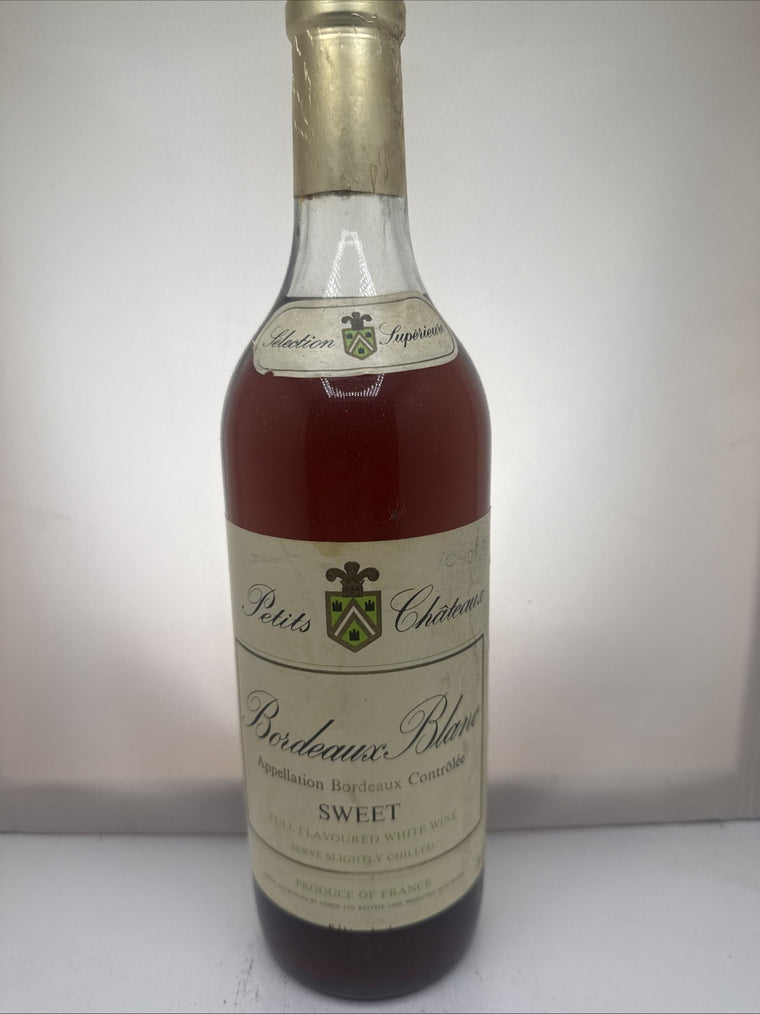 Petits Châteaux — Bordeaux Blanc Sweet — Vintage Bottle 1970s Display Only !
