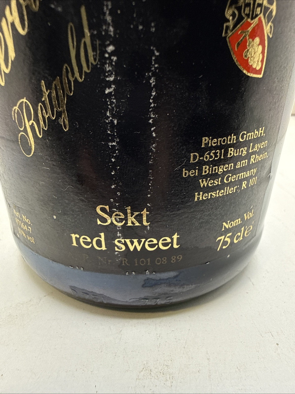 Pieroth Rotgold Red Sweet Sekt 1989 Still Sparkling And Drinks Well! Rare!