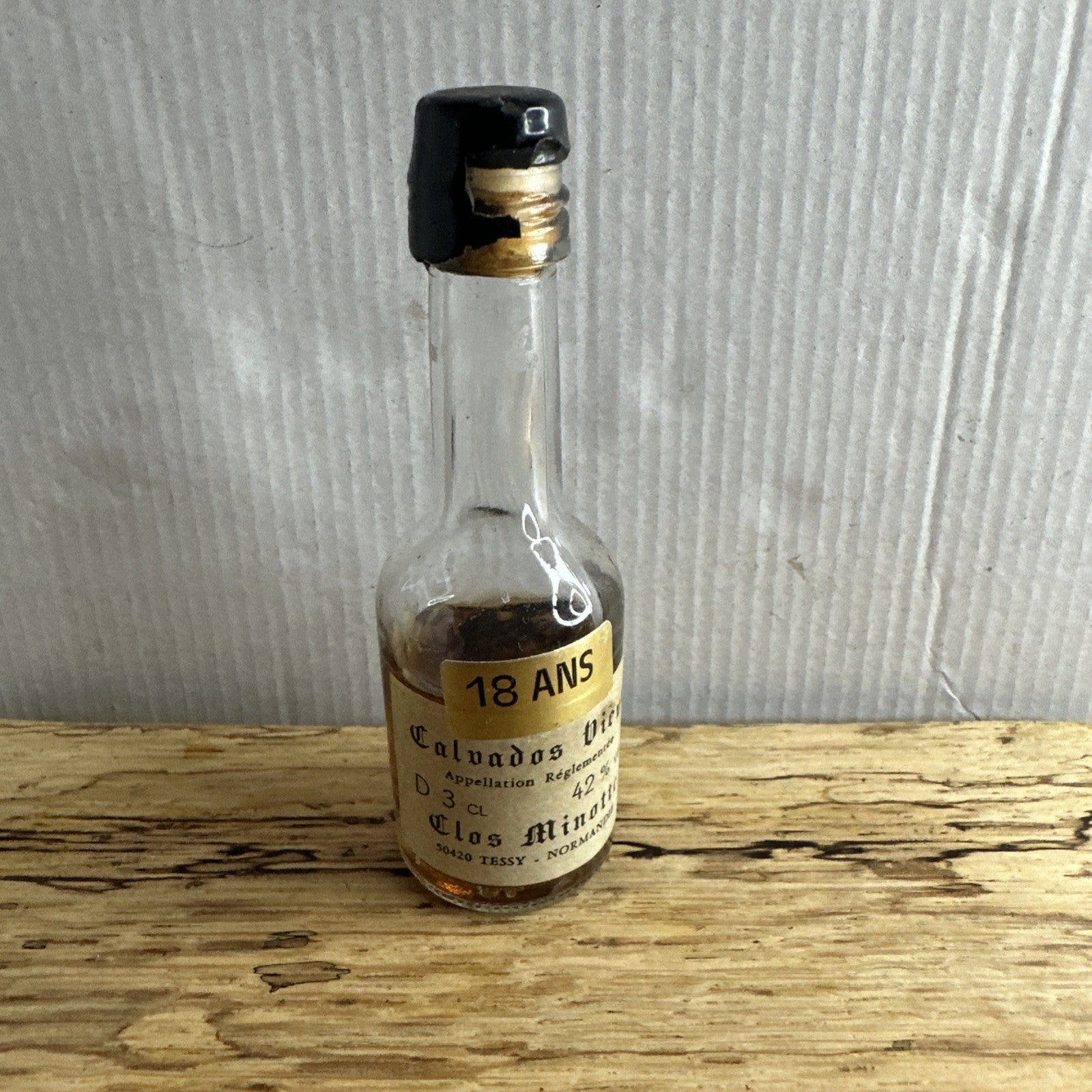 Clos Minotte Calvados Vieux aged 18 years ("18 ANS") miniature