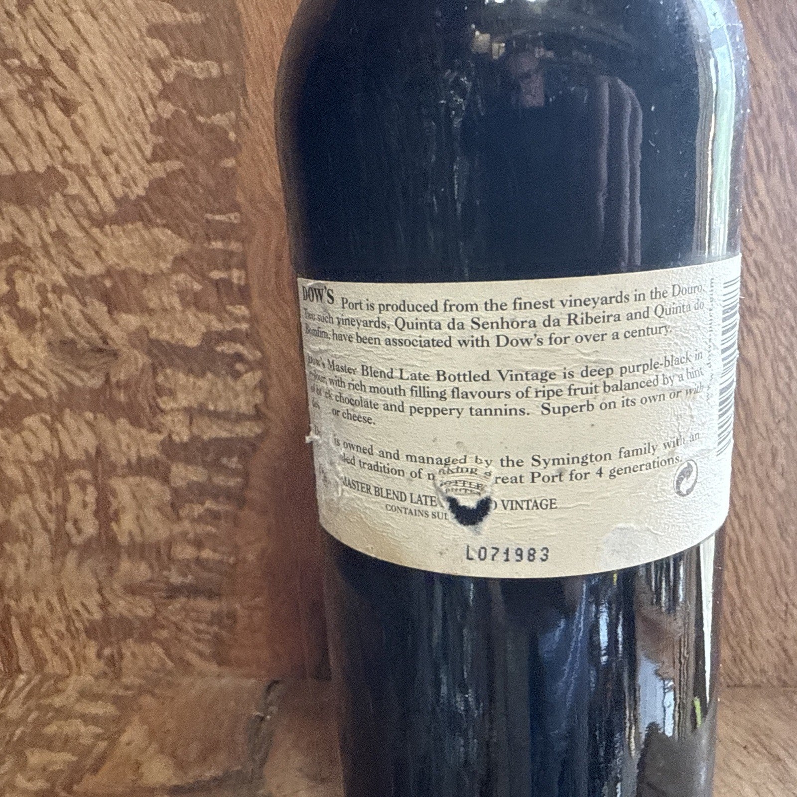 Dow's Lbv 2001 Master Blend Port