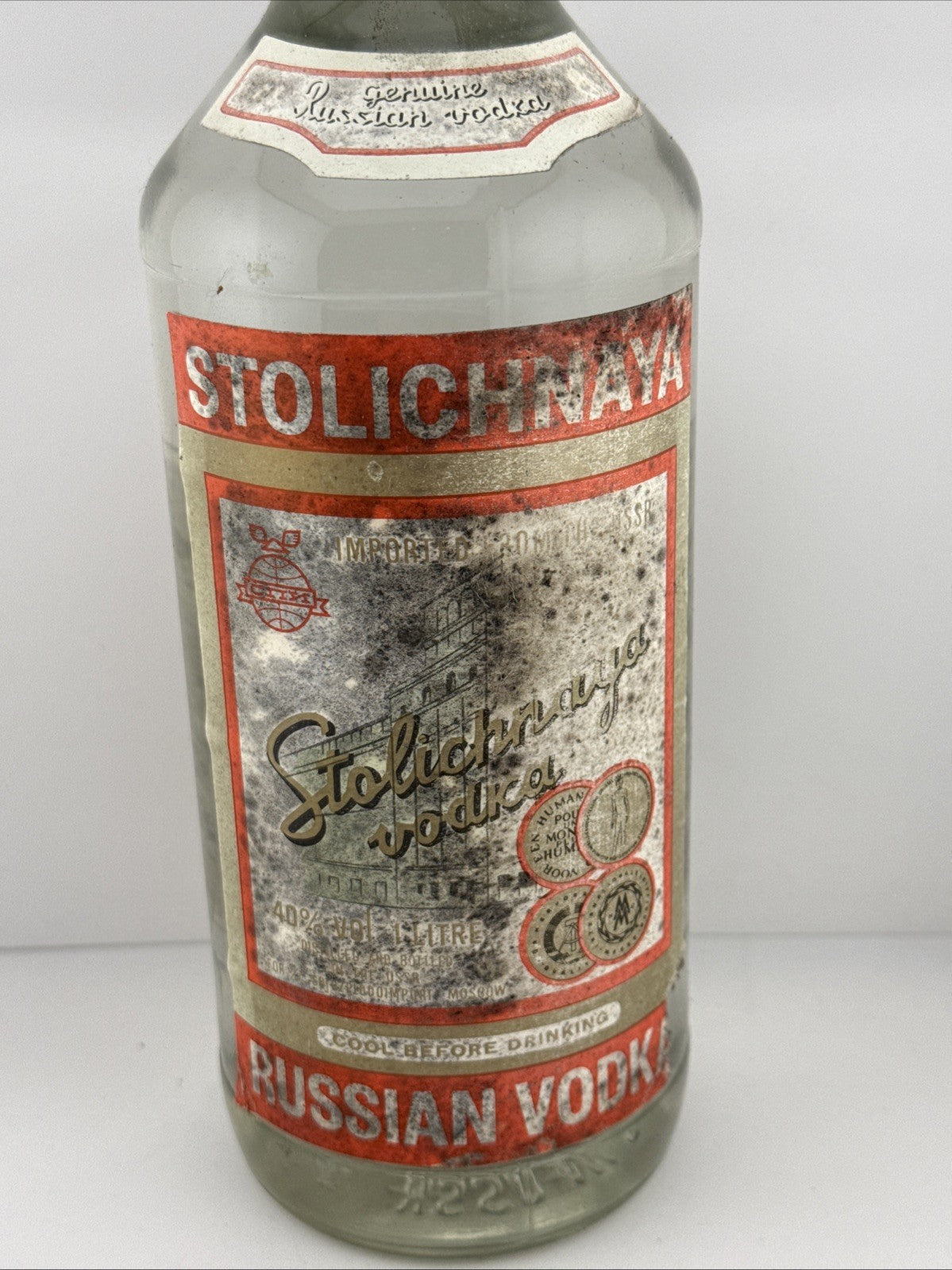 .	Original Stolichnaya Russian Vodka 1L 40% Vintage Bottle Late 80s