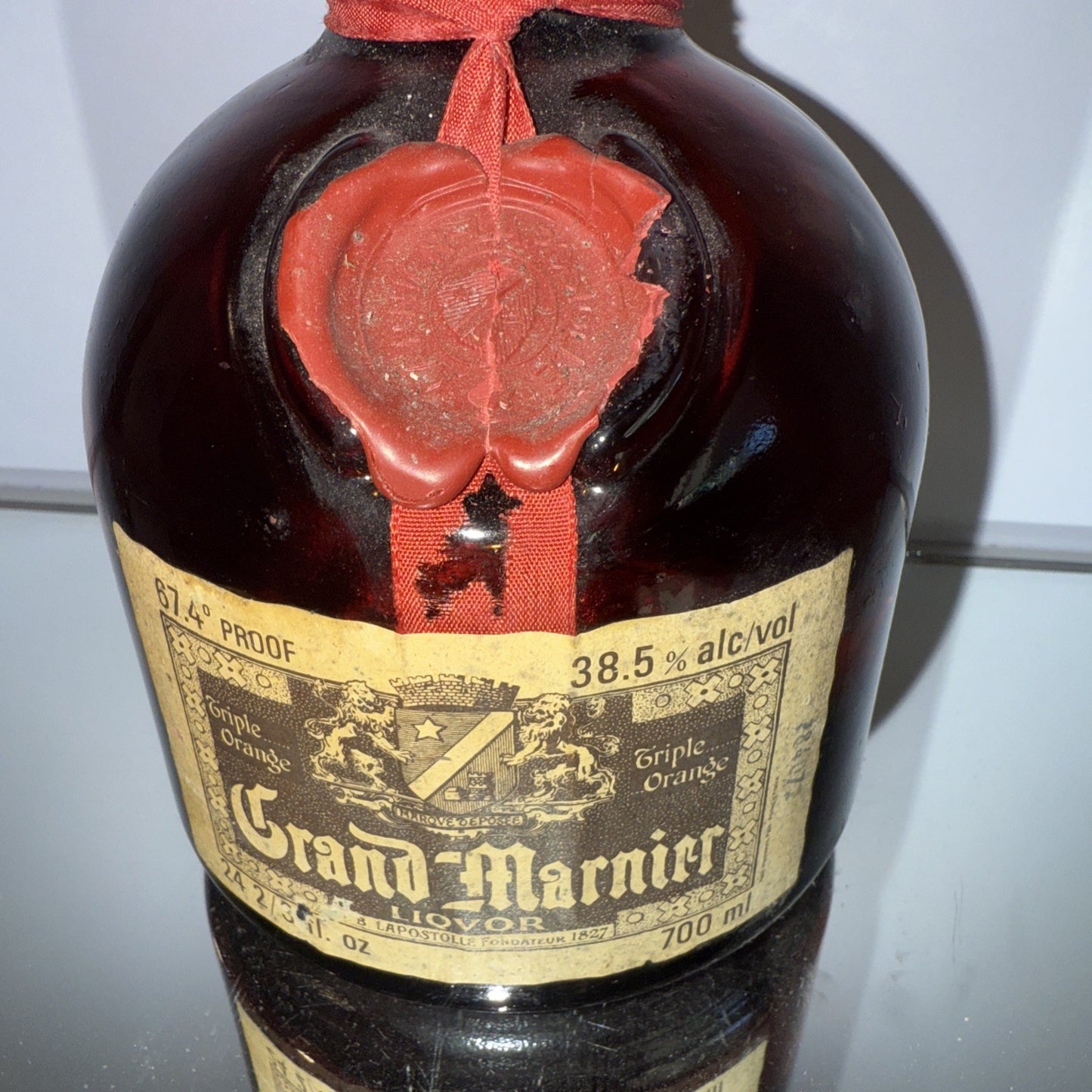 Grand Marnier Liqueur 26 2/3 Floz 67.4 Proof 1970s Vintage