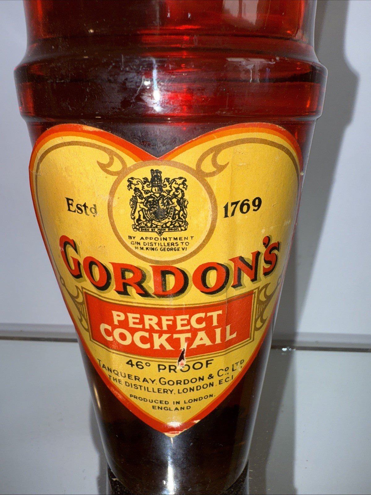 Gordon's Perfect Cocktail 46 Proof 1950s/60s Spring cap
