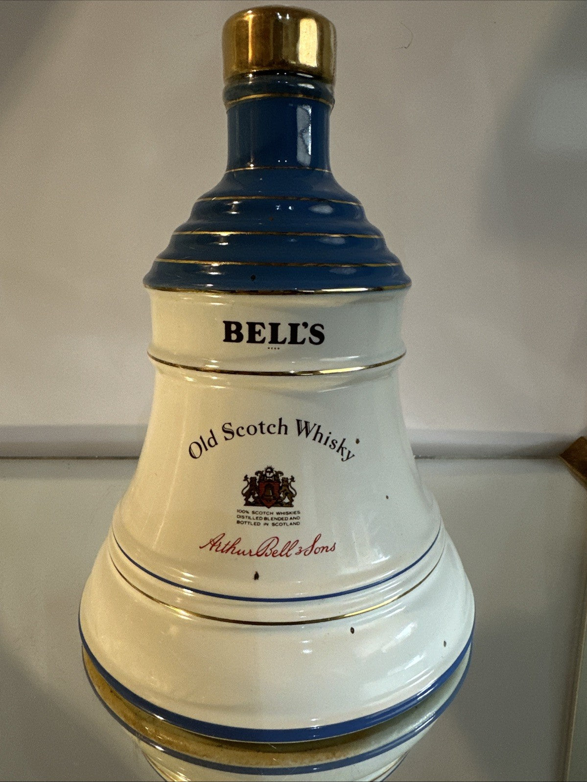 Bells Whisky 75cl Bottled 1990 Royal vintage matured Queen Mum full bottle