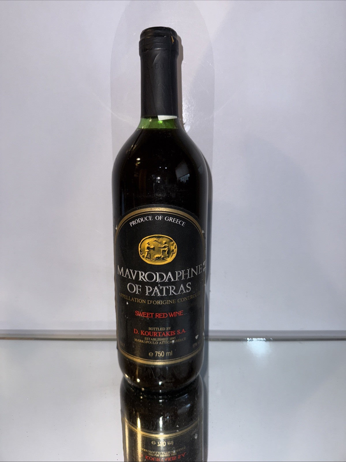 Mavrodaphne of Patras Kourtake sweet Red wine 1980s greek