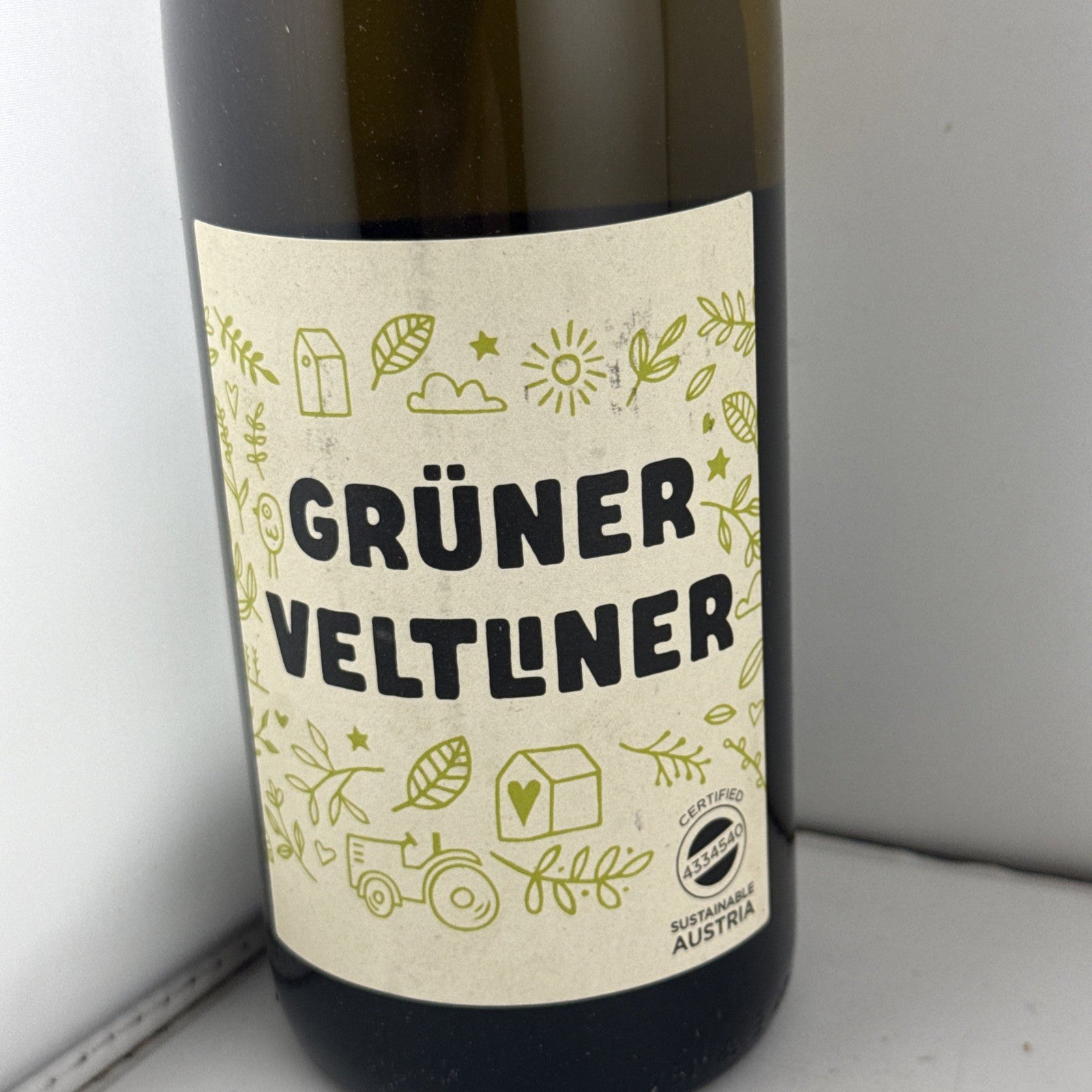 Familie Mantler Gruner Veltliner 2024 Austrian White Wine 75cl 12%
