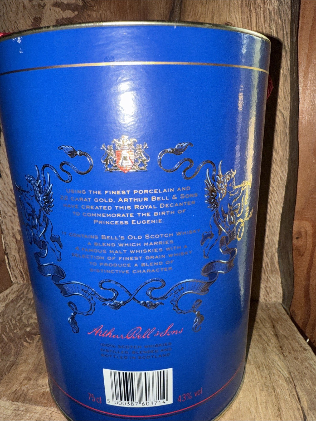 Bells Whisky Decanter Royal Princess Eugenie edition 1990 full boxed mint condit