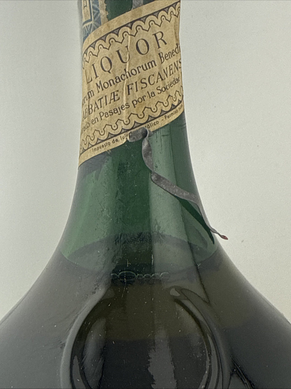 Bénédictine D.O.M Liqueur 1960s Spanish Pasajes Bottling 43% Vintage